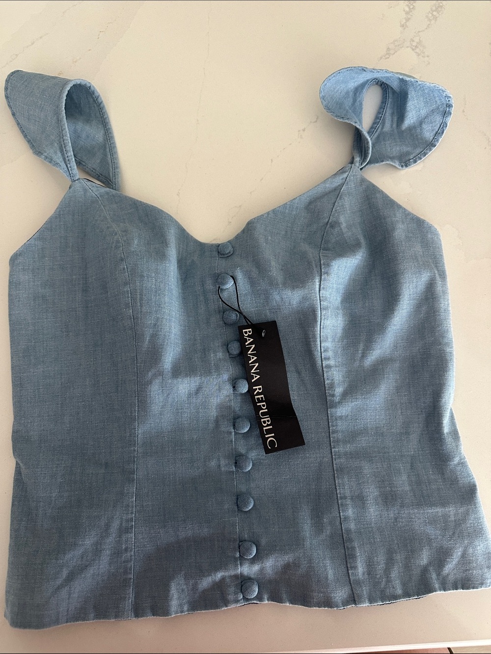 Banana Republic chambray ruffle tank cropped tank with cute matching buttons NWT